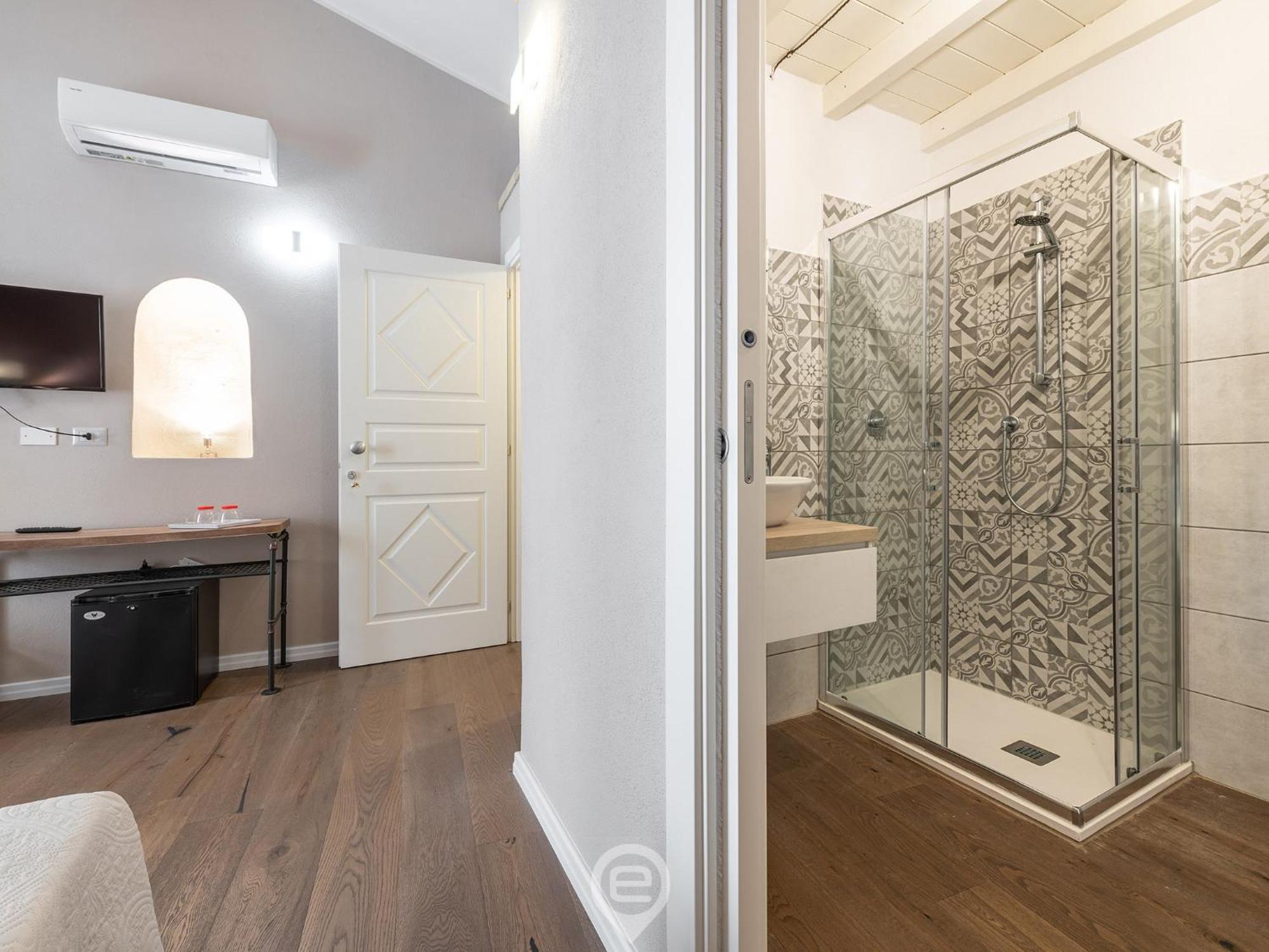 Promenade Boutique Rooms - City Centre Cagliari Exterior photo